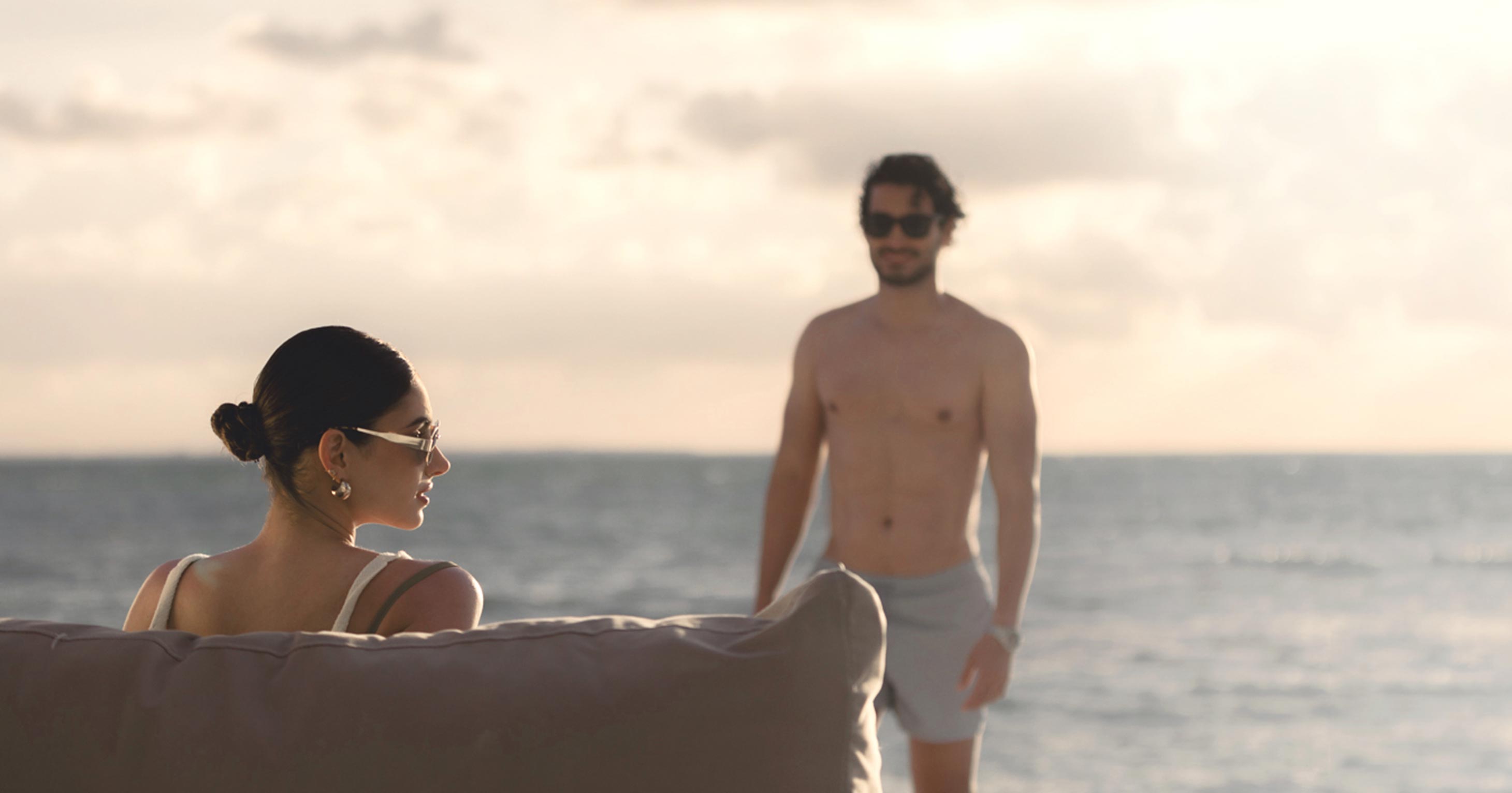 SLS Beach Club Lifestyle